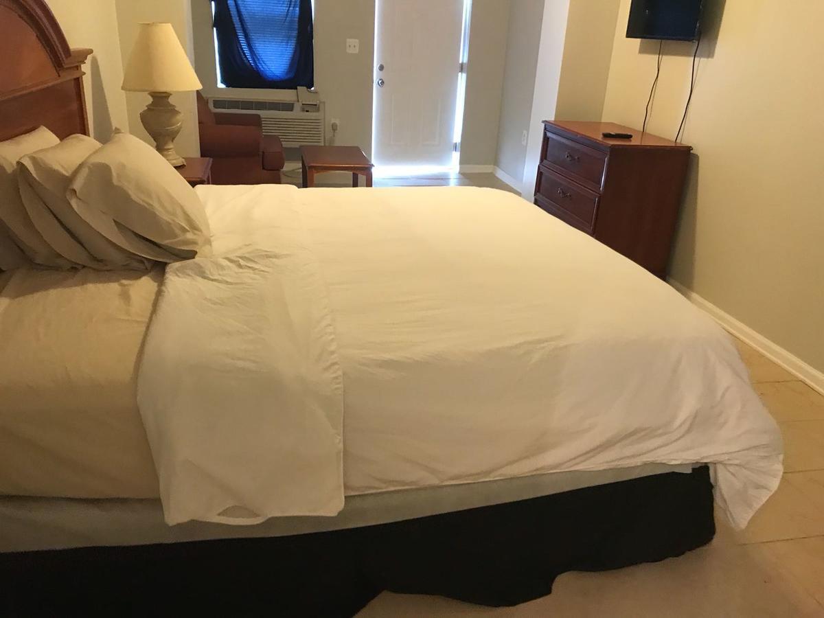 Red Carpet Inn, Александрия Екстериор снимка